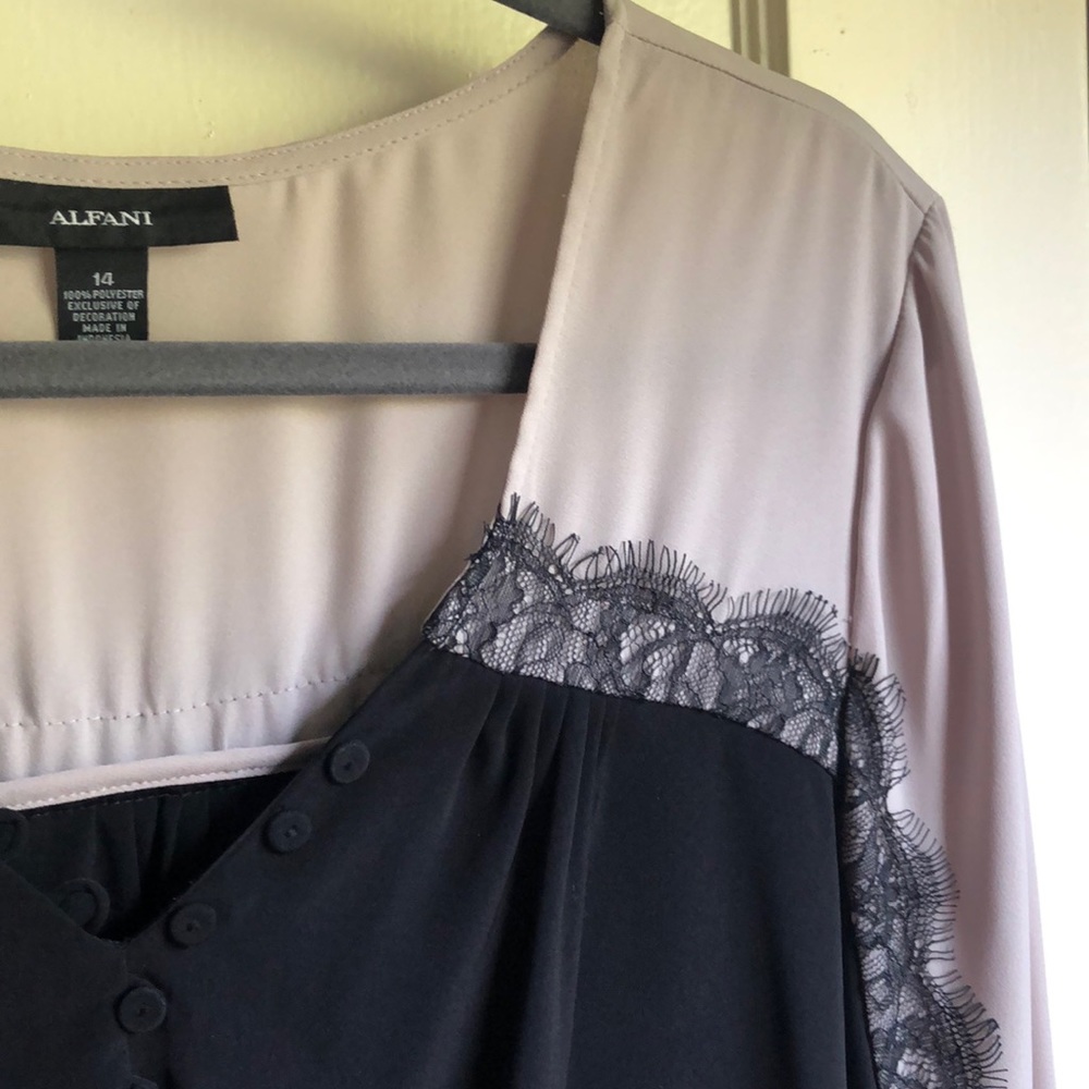 Like New! Alfani Black & Cream Blouse - Picture 2 of 5